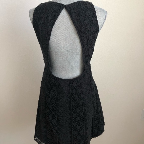 RVCA Lace Dress - Picture 3 of 4